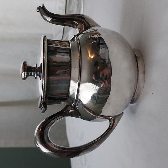 Silver Reed and Barton Tea Pot reproduction Silverplate vintage antique teapot - Picture 10 of 14